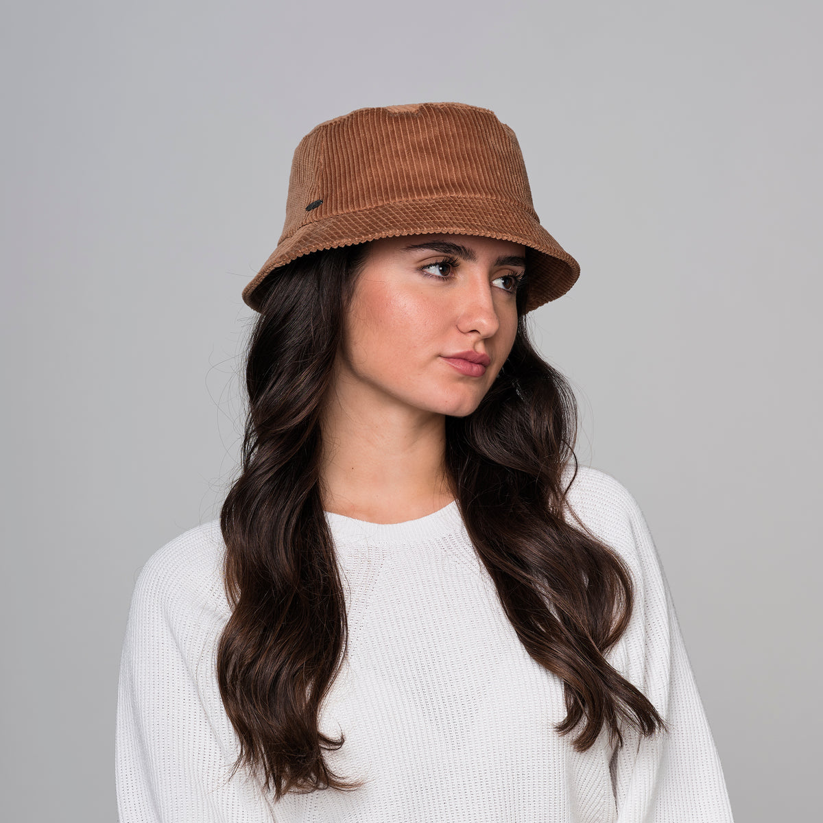 CLAYTON - CORDUROY BUCKET HAT