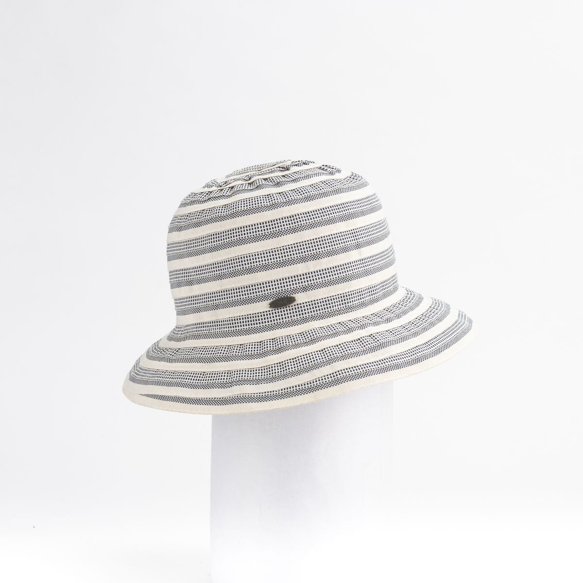 BRIZO CLOCHE HAT IN FABRIC