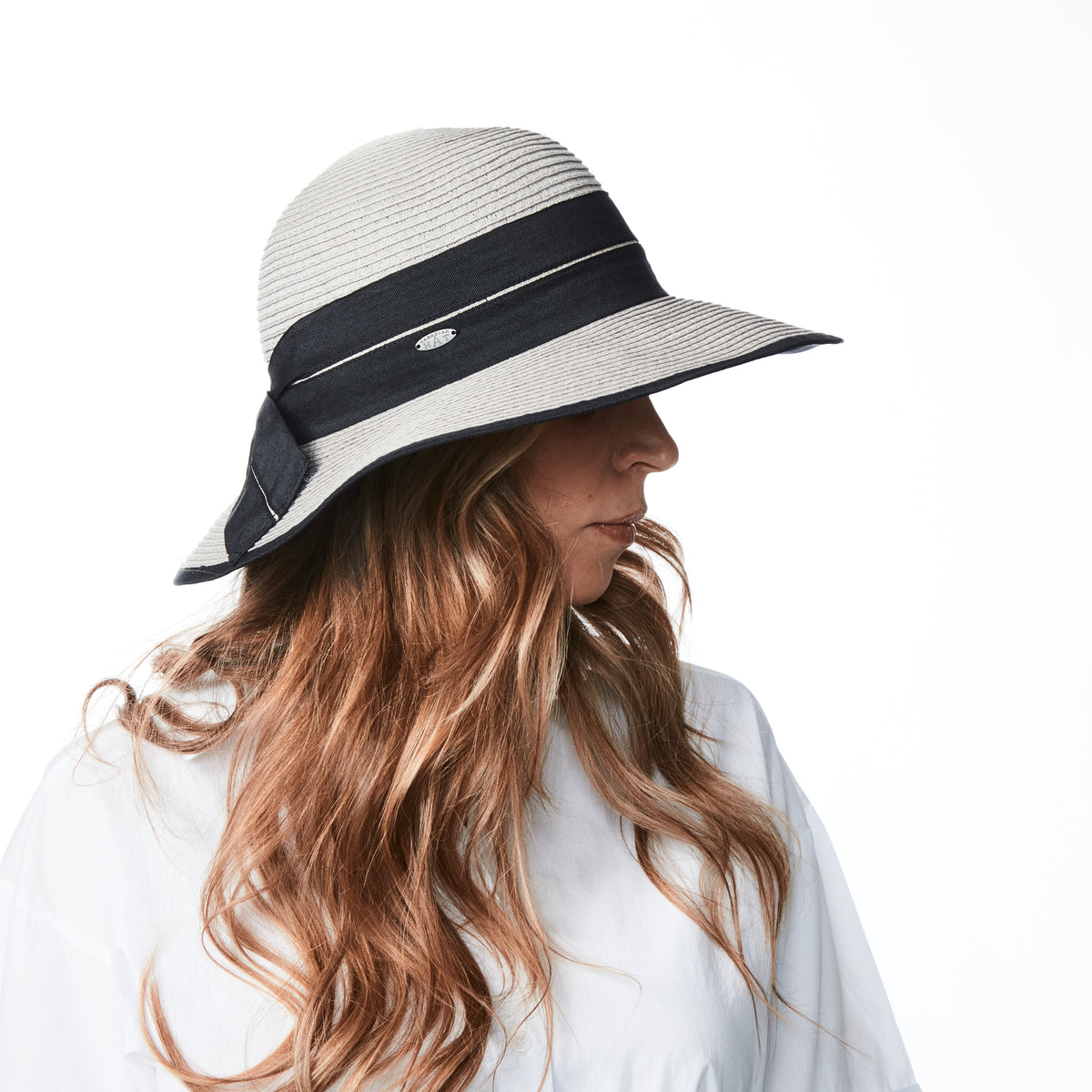 DUKESIA - CLOCHE