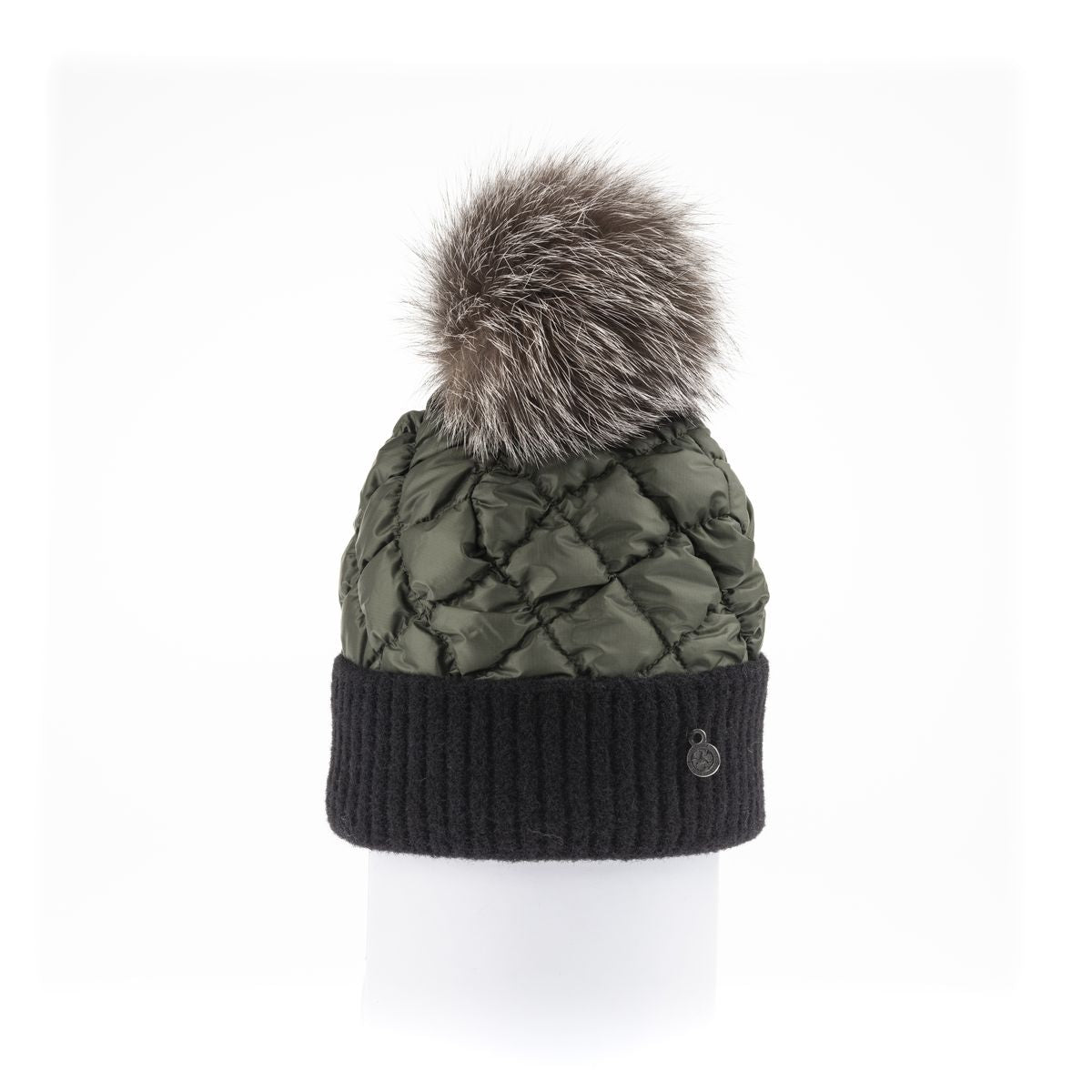 PUFFER BEANIE WITH KNITTED CUFF WITH UPCYCLED FUR POM GOLF  9800 KHAKI ONE SIZE  
