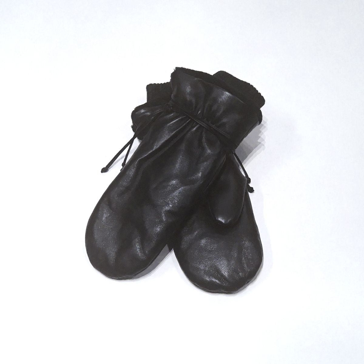 LEATHER MITT - WITH CORD