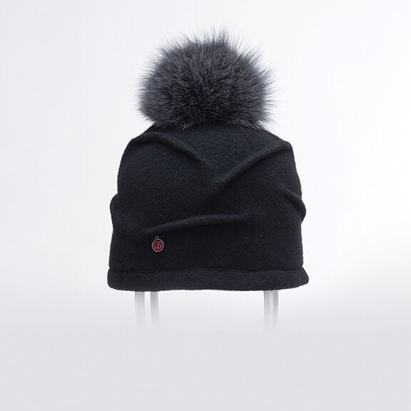 CLARETA - ORMOS PLEATED BEANIE WITH UPCYCLED FUR POM